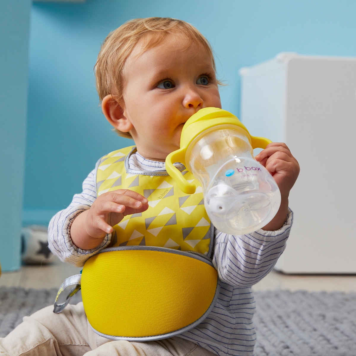 Bavoir bébé de voyages refermable avec cuillère - B.box