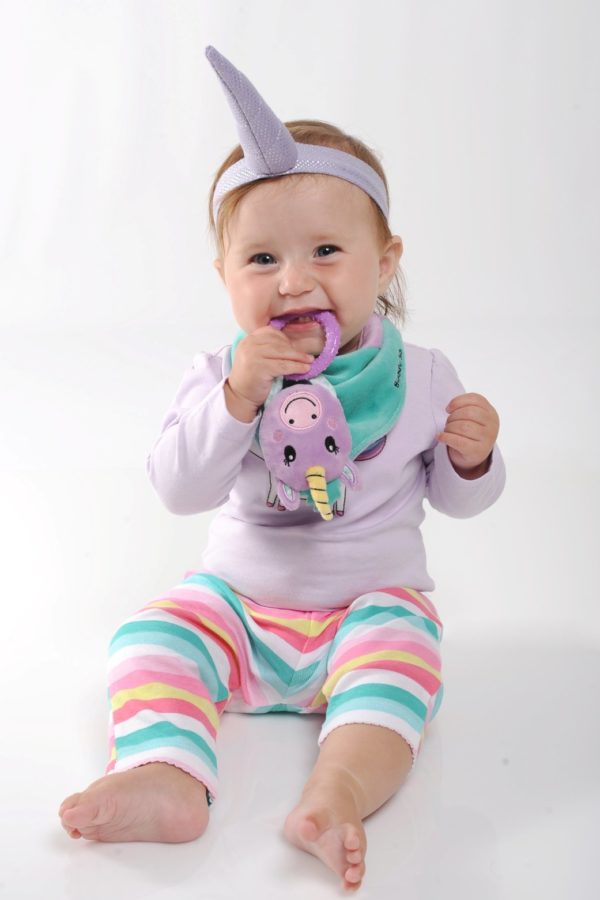 Bavoir bandana avec jouet d'éveil et anneau de dentition Unice La Licorne