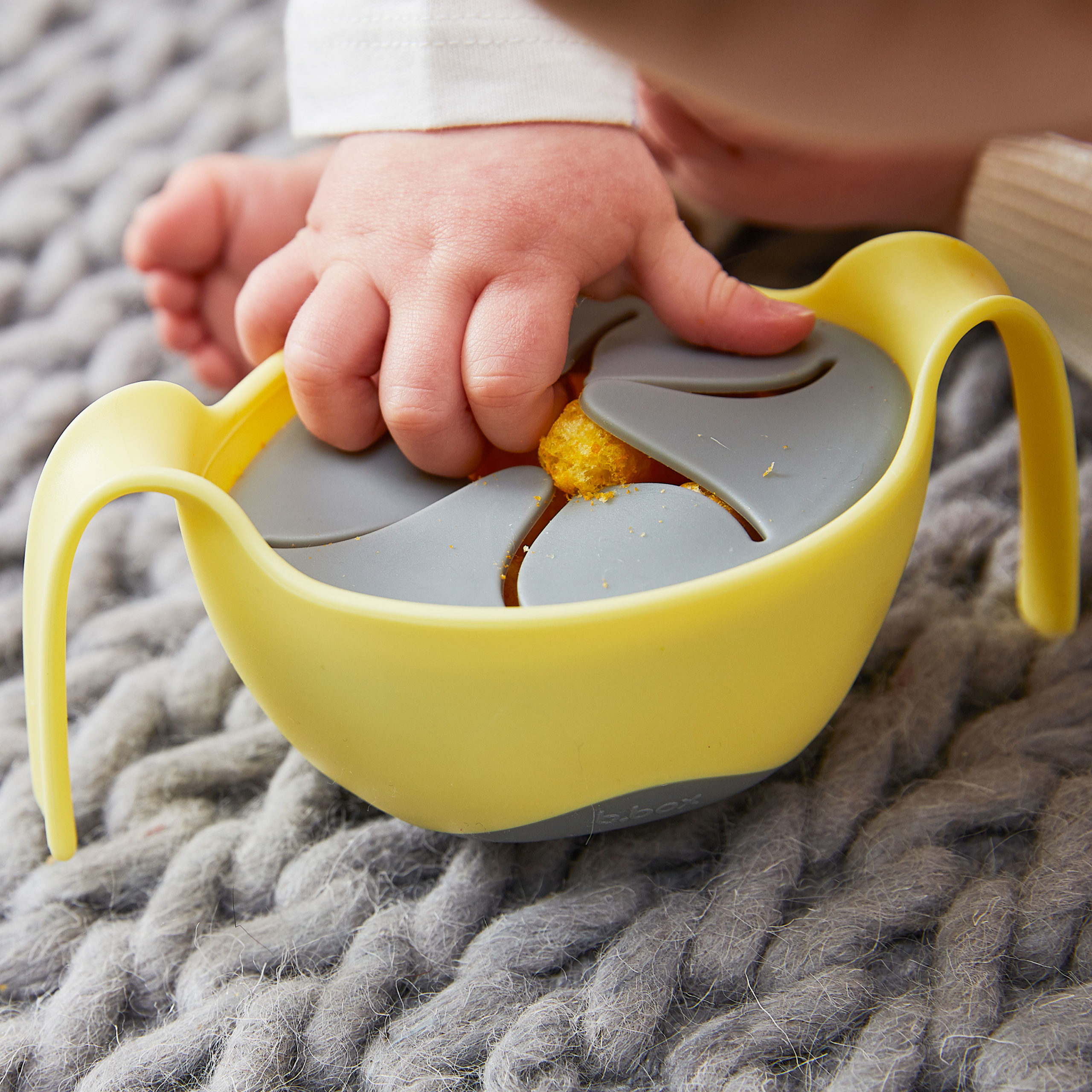 Tasse d'apprentissage avec paille pondérée - 6 coloris