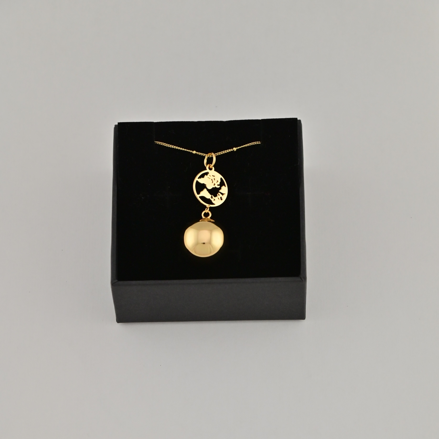Bola de grossesse Terre Or – Bijou pour future maman avec chaîne – Image 4