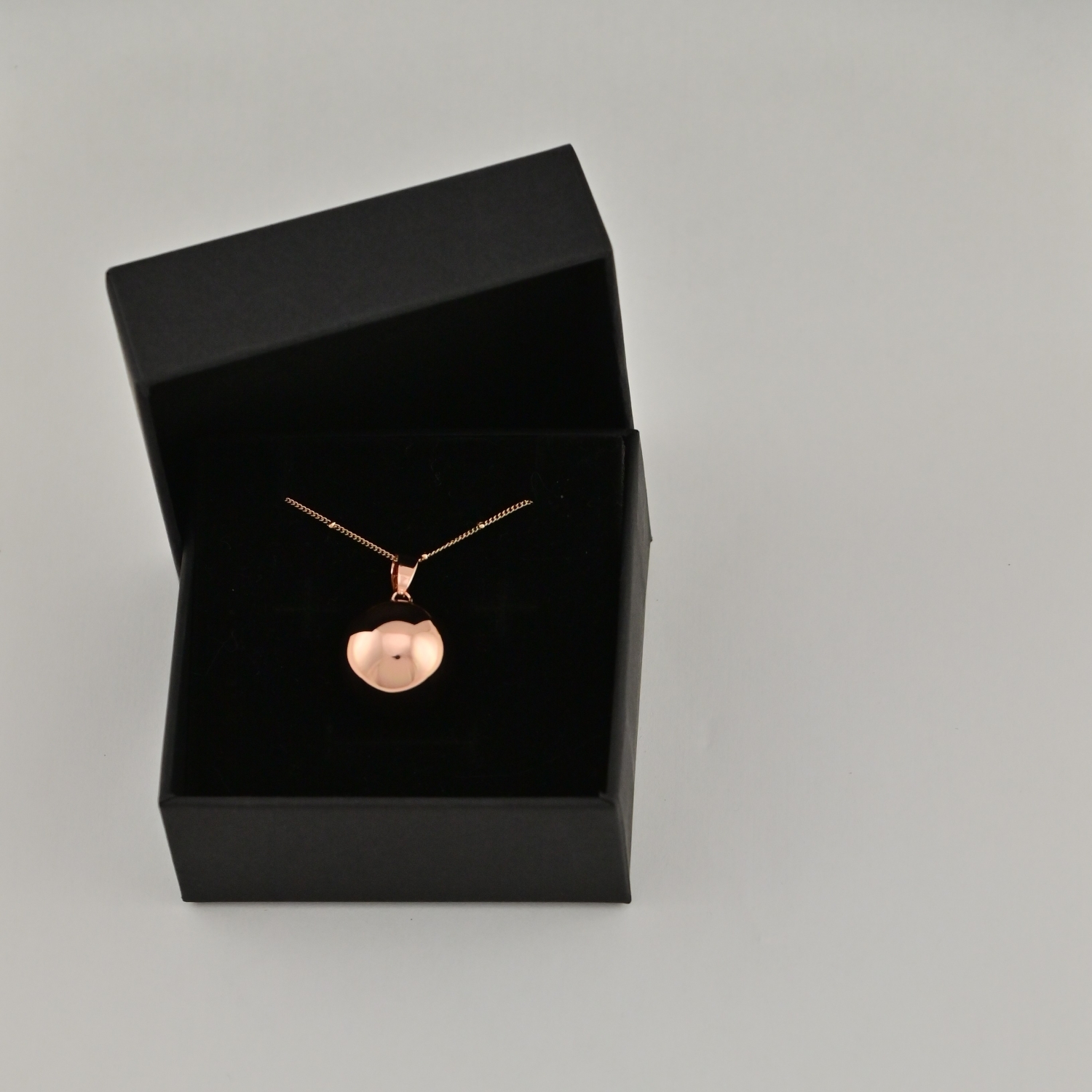 Bola de grossesse Classique Or Rose– Bijou pour future maman avec chaîne – Image 3