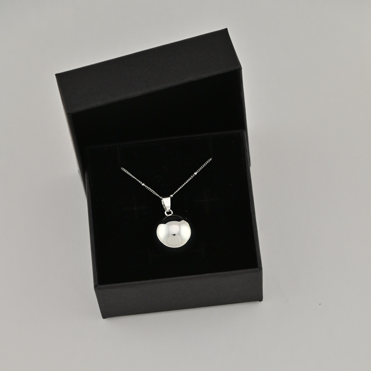 Bola de grossesse Classique Argent – Bijou pour future maman avec chaîne – Image 3