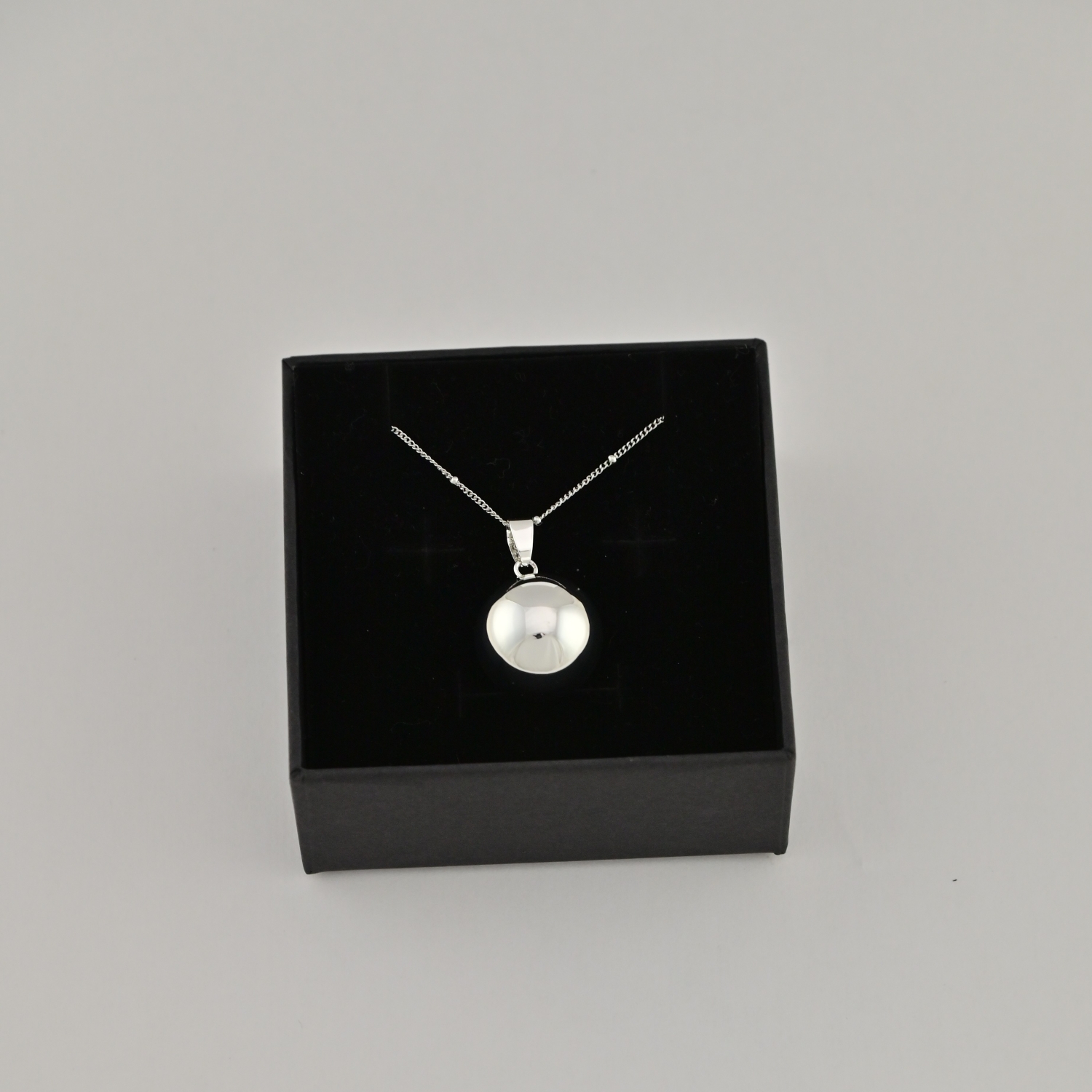 Bola de grossesse Classique Argent – Bijou pour future maman avec chaîne – Image 4