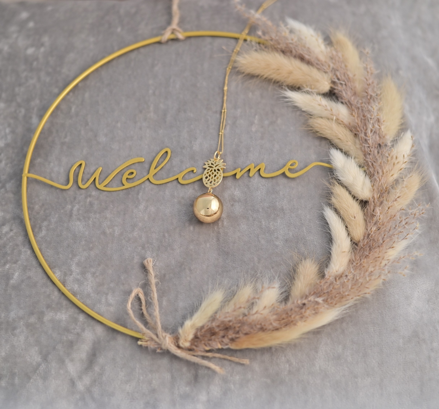 Bola de grossesse Ananas Or – Bijou pour future maman avec chaîne – Image 5